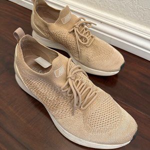 Nike Air Zoom Mariah Flyknit Racer Sneaker